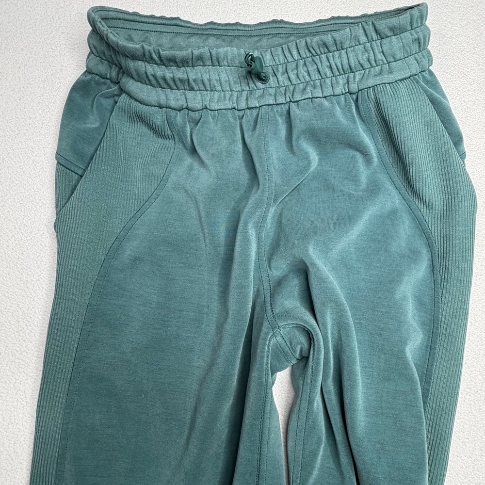 Lululemon Brushed Softstreme Ribbed High-Rise Jogger•Green Jasper - Picture 9 of 16
